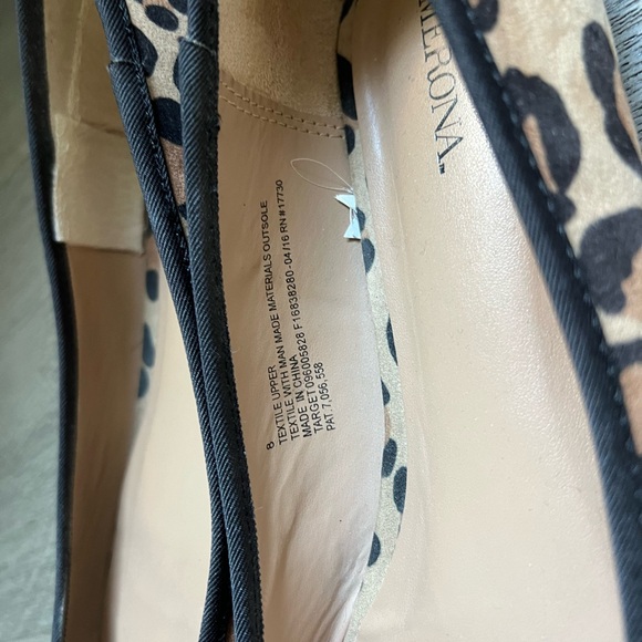Merona Leopard Print Point Toe Flats Size 8 - Picture 3 of 6